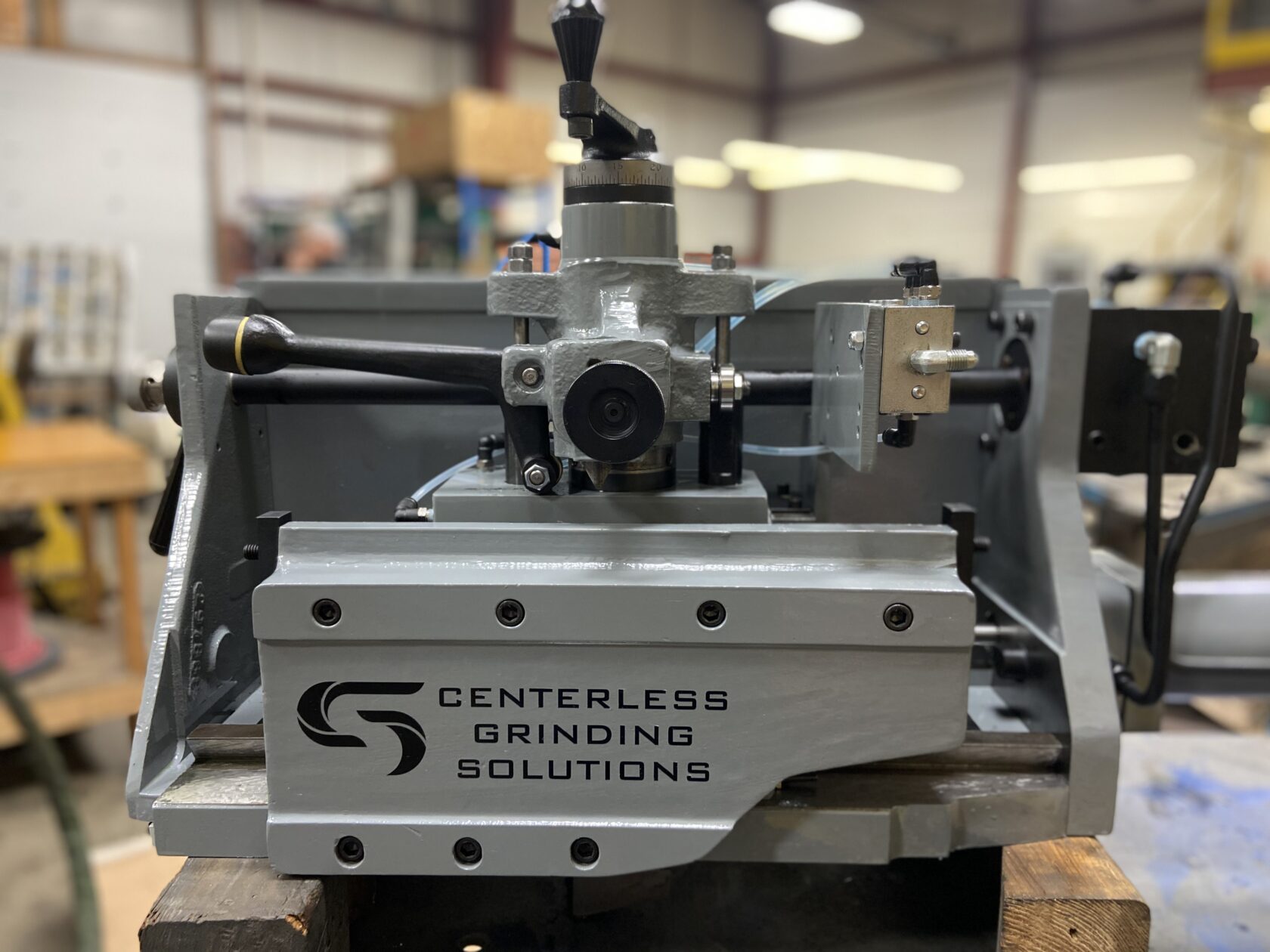 Regulating Wheel Truing Units 4